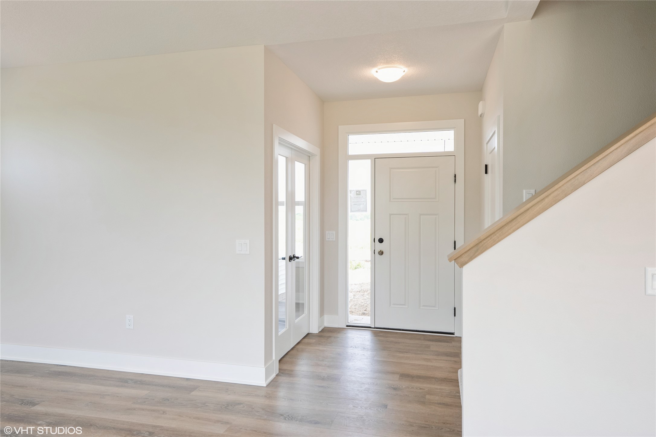 1018 Willow Valley Drive, Norwalk, Iowa image 3