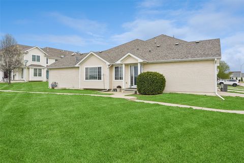 Condo For Sale - 2845 Orinoco Court<br/> Altoona, IA 50009