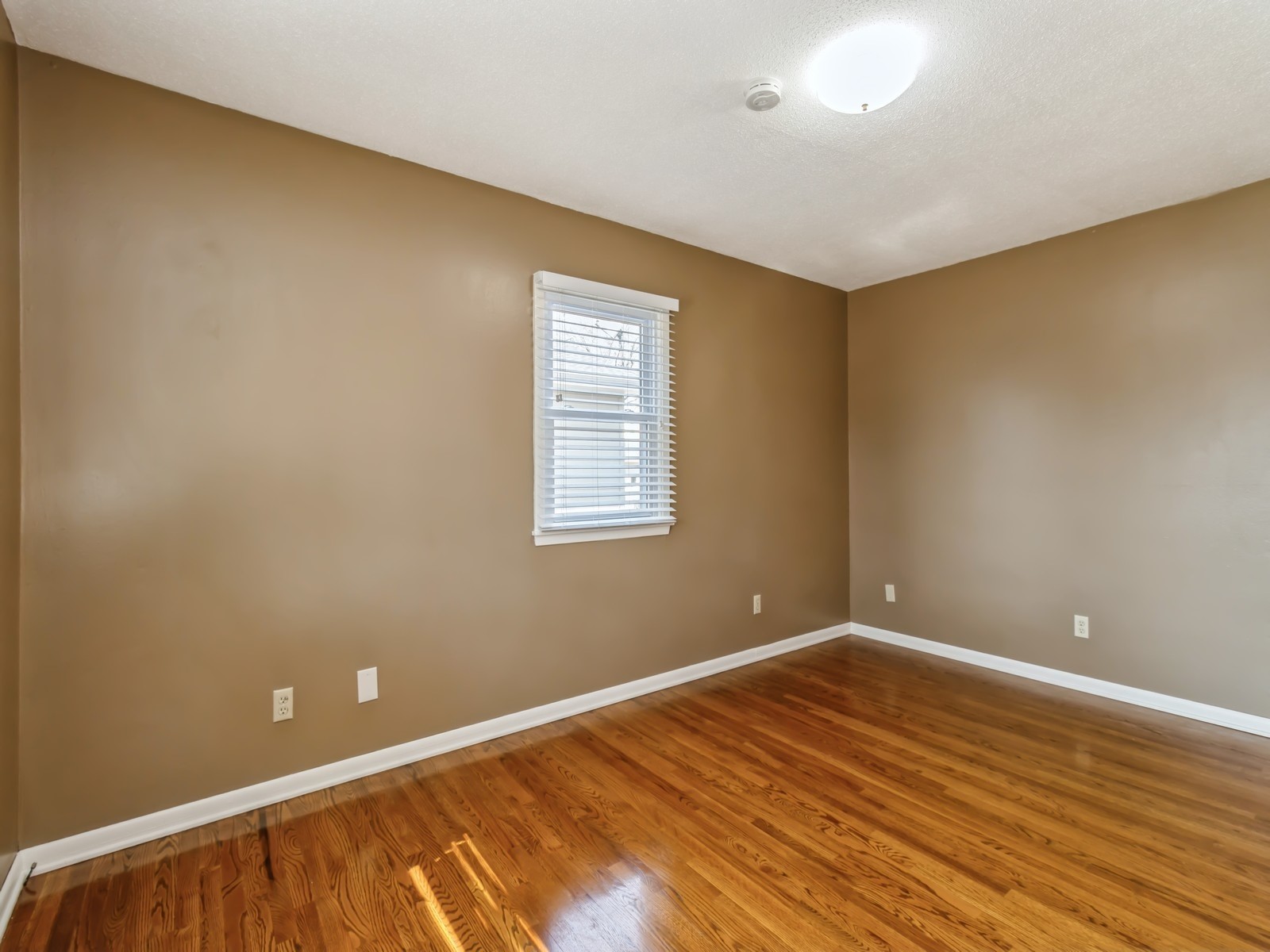 3215 Sylvania Drive, West Des Moines, Iowa image 18