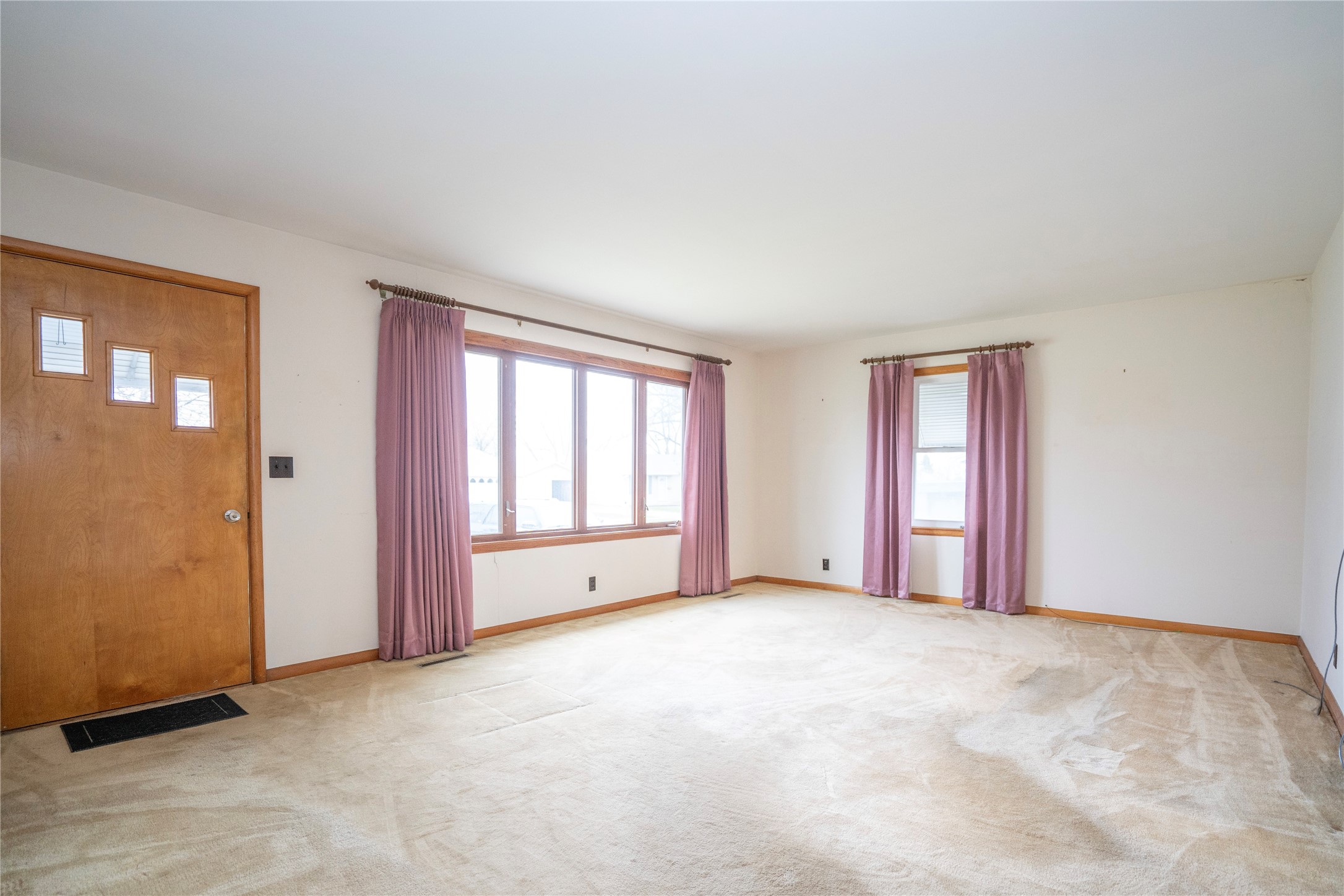 609 E 25th Street, Newton, Iowa image 4