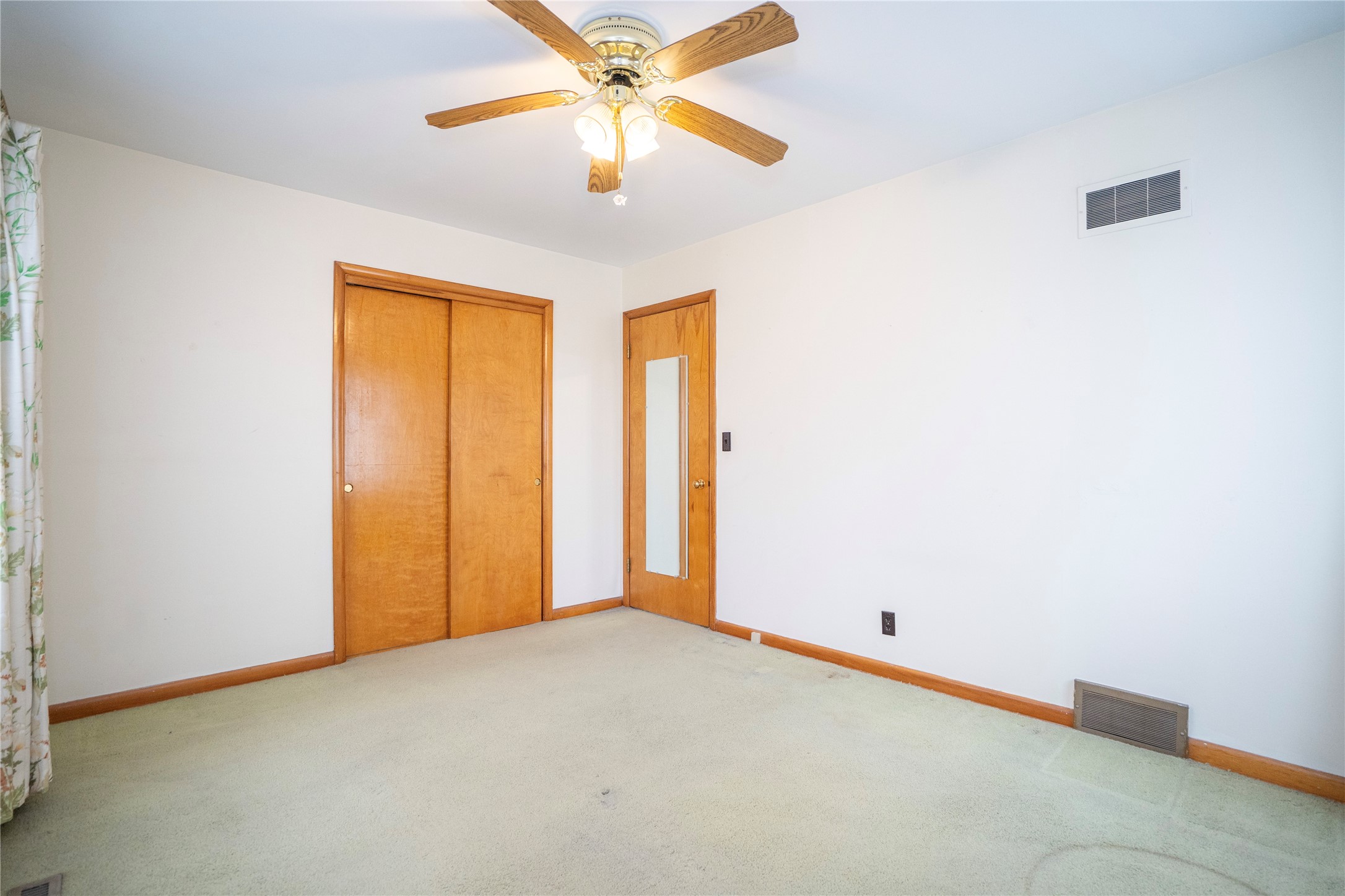 609 E 25th Street, Newton, Iowa image 10