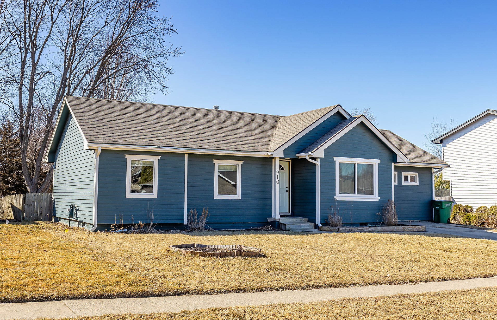 910 Lincoln Court SE