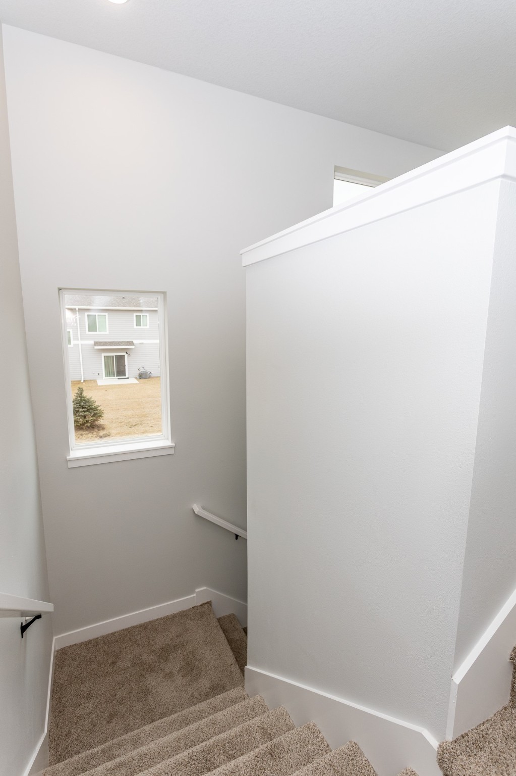 220 NW Waverly Drive, Waukee, Iowa image 13