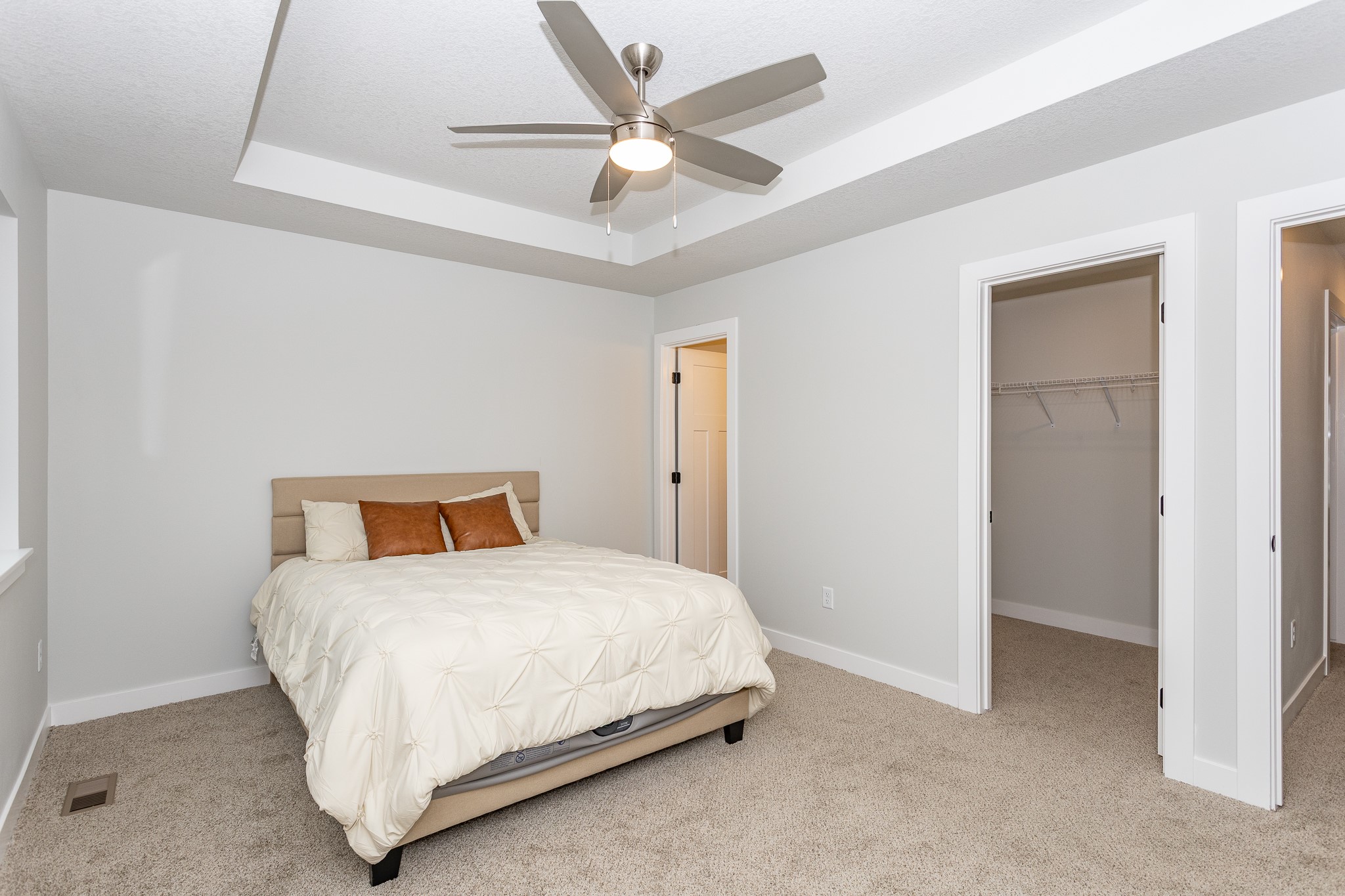 220 NW Waverly Drive, Waukee, Iowa image 22