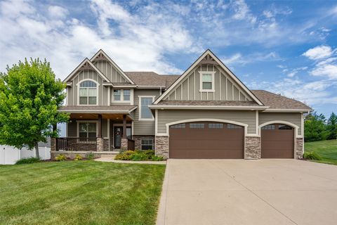Homes For Sale - 2405 148th Court<br/> Dallas County, Urbandale, IA 50323