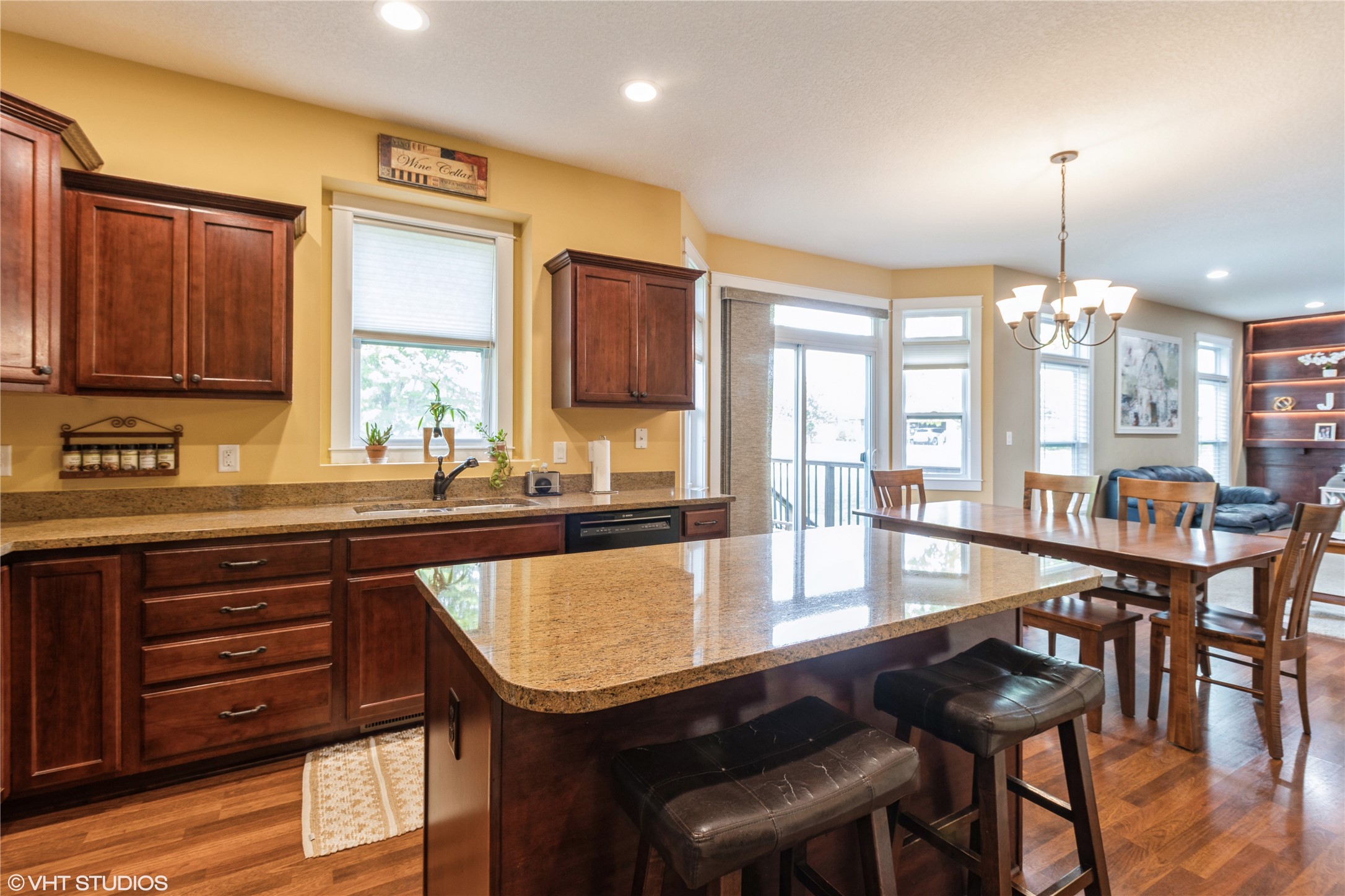 811 N T Court, Indianola, Iowa image 15