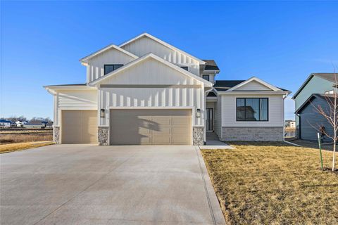 Homes For Sale - 1335 NW Yorktown Drive<br/> Waukee, IA 50263