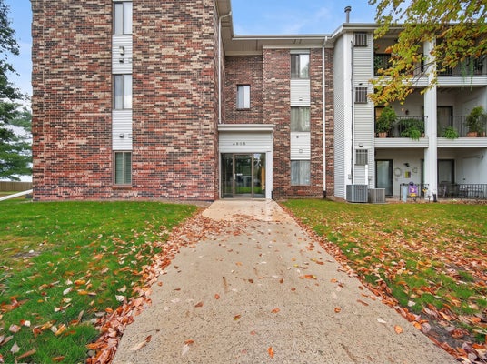 4805 86TH ST APT 34, URBANDALE, IA 50322 - Image 4bbf71ca4645e9dea30006ae64a8f089/540812715