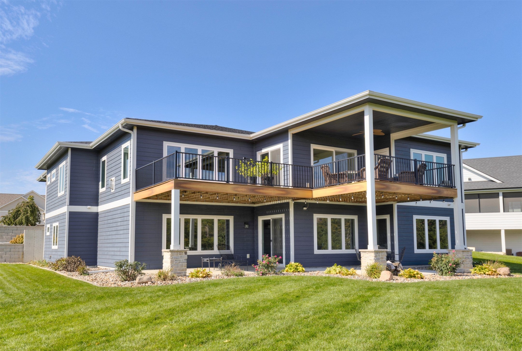 605 NW Somerset Court