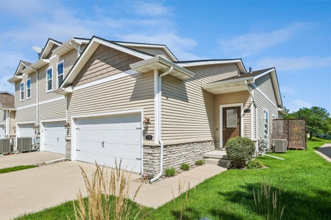 Condo For Sale - 1196 SE Williams Court<br/> Dallas County, Waukee, IA 50263