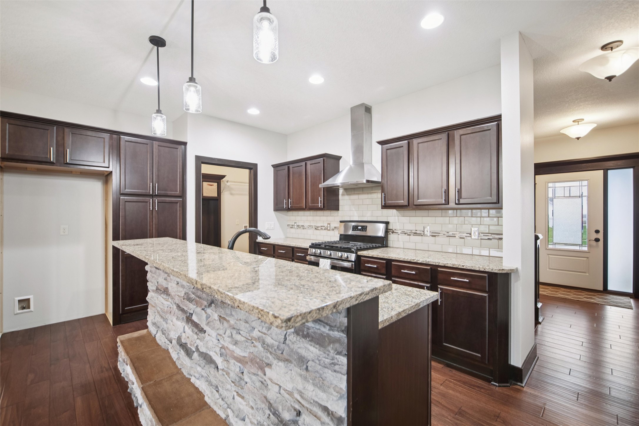 5022 NE Seneca Drive