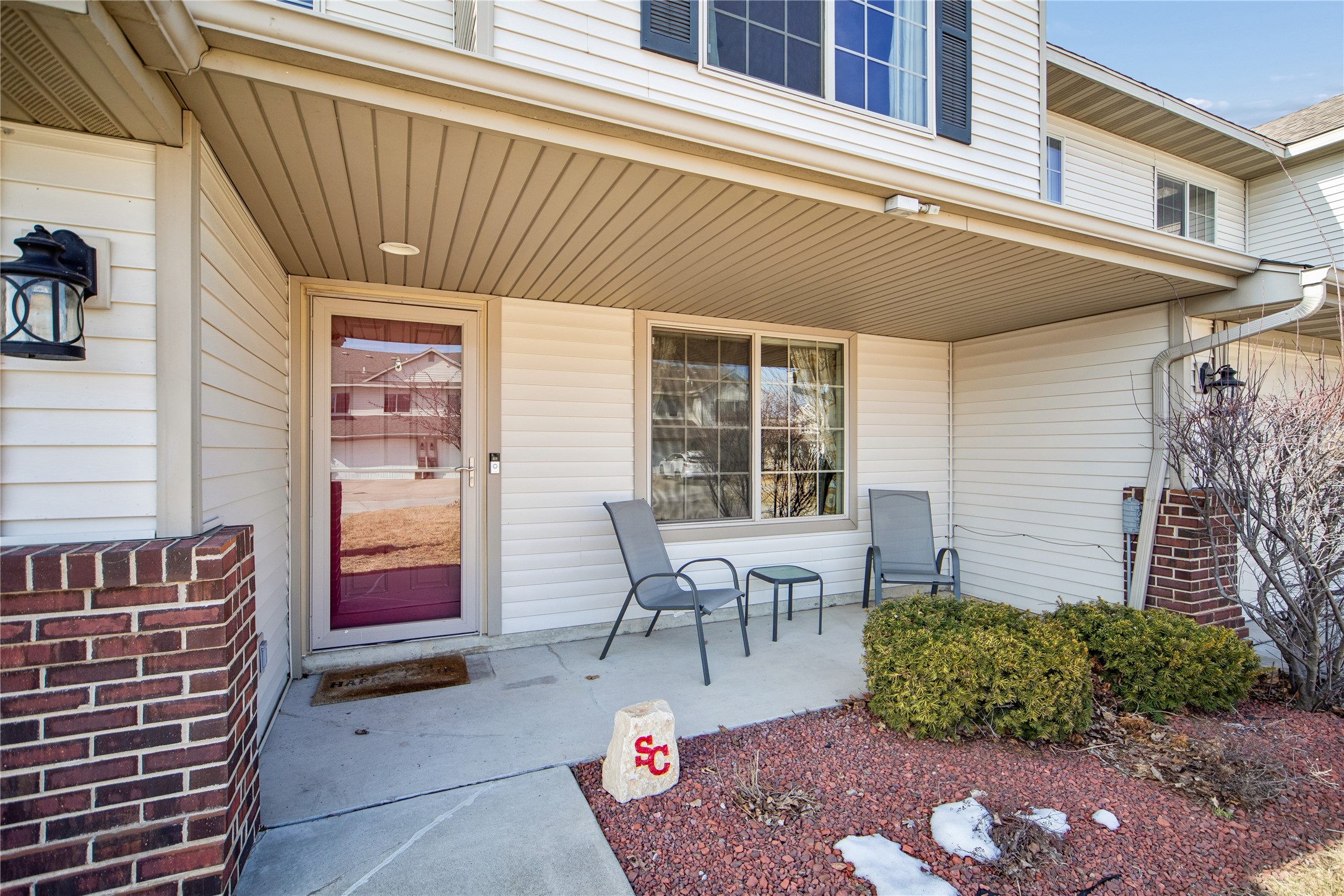 834 SE Crabapple Drive