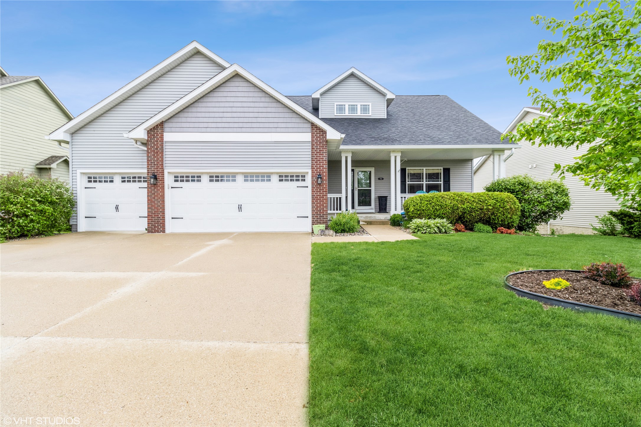 703 NE 46th Court, Ankeny, Iowa image 1