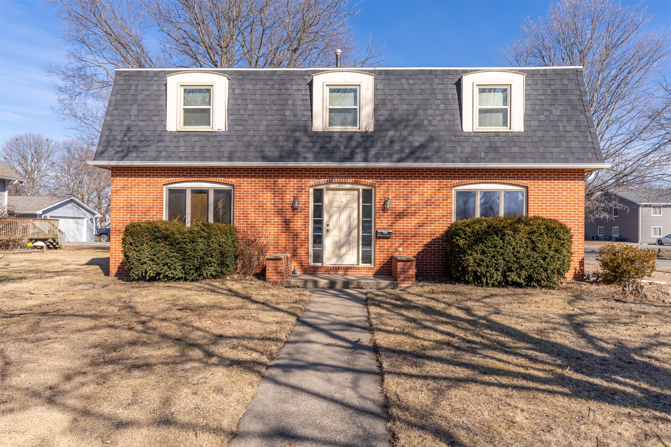 Photo 1 of 29 — 203 W Green Street, Winterset, IA 50273