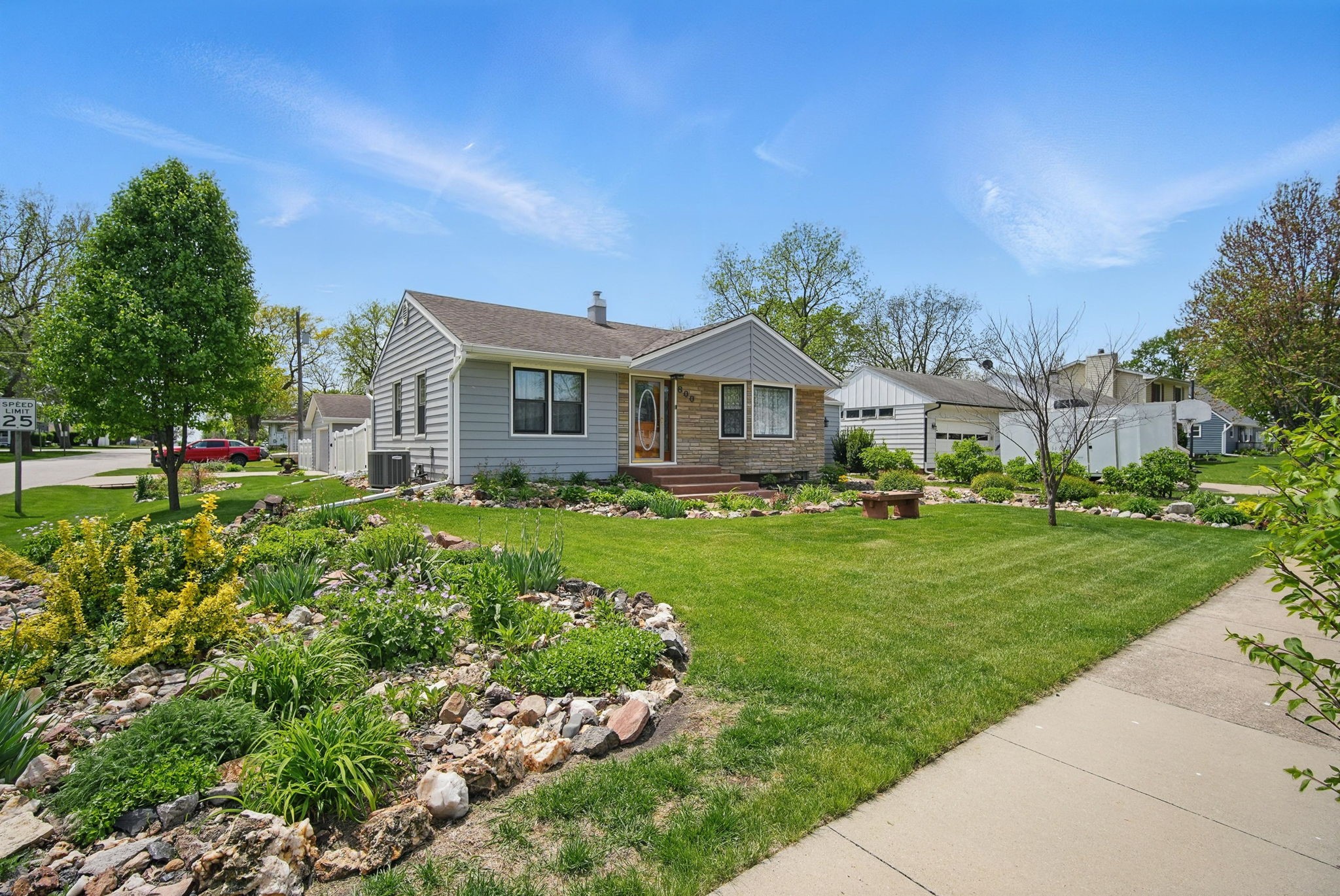 800 Walnut Street, Waukee, Iowa image 2