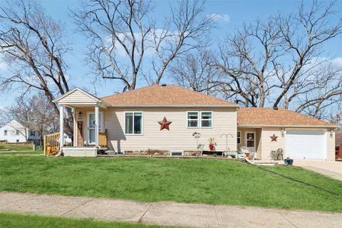 800 N Howard Street Indianola IA 50125