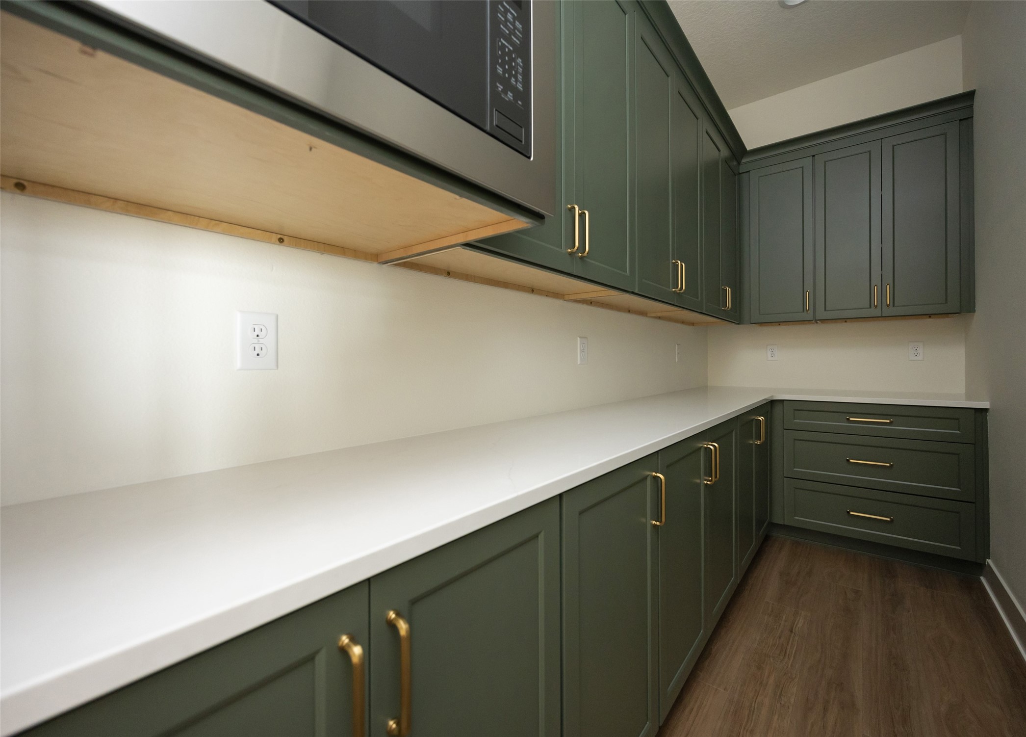 565 NW Mosaic Avenue