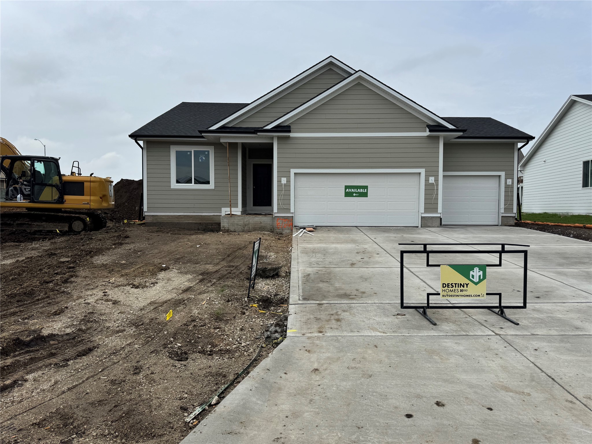 6724 Bright Street, Johnston, Iowa image 1