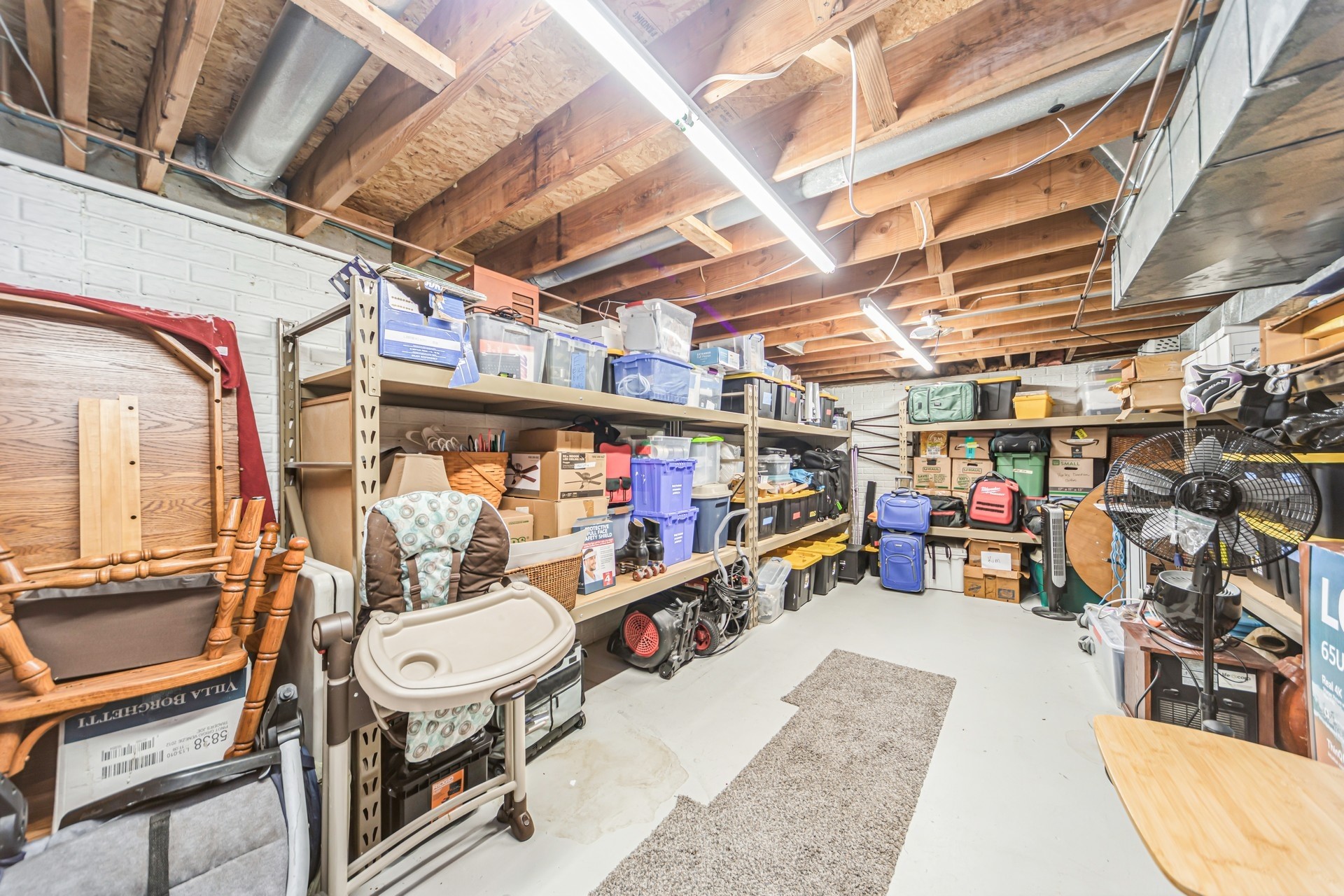 9401 Hickory Drive, Urbandale, Iowa image 27