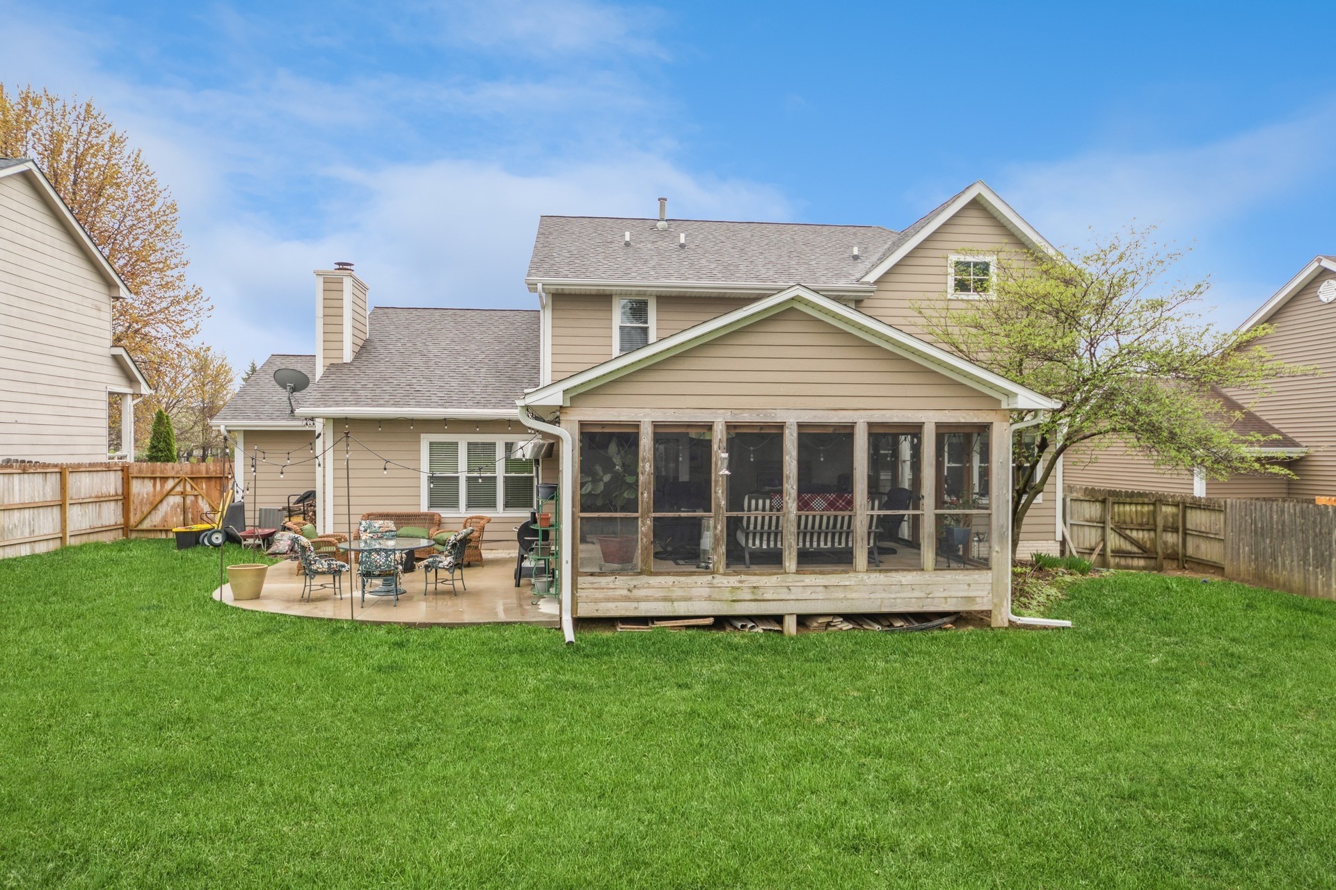 9401 Hickory Drive, Urbandale, Iowa image 35