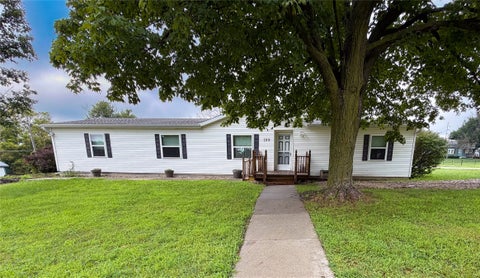 Homes For Sale - 109 NE 7th Street<br/> Guthrie County, Stuart, IA 50250