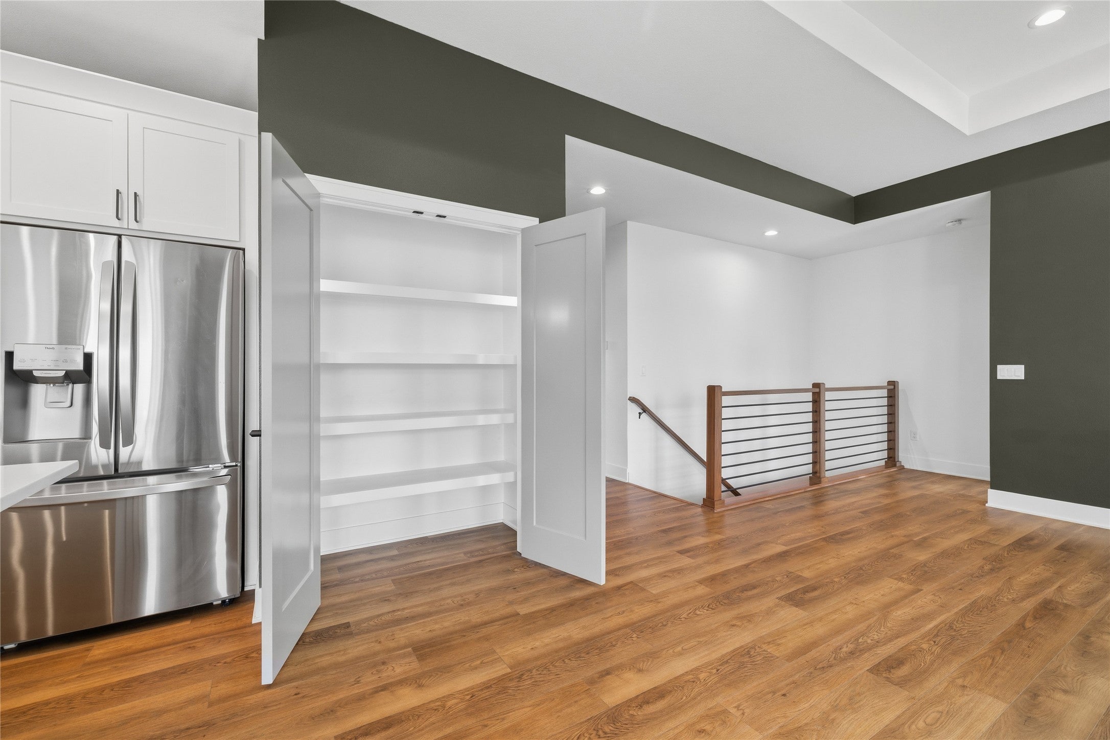 834 33rd Court SW