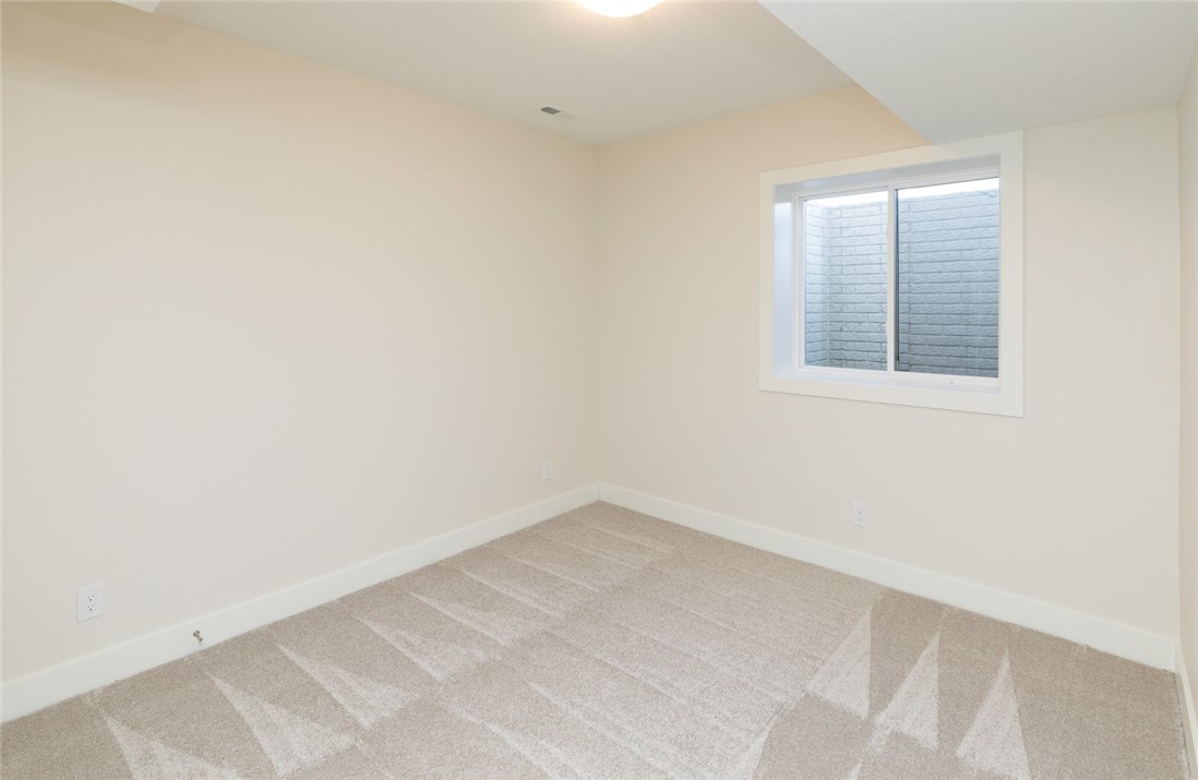 733 17th Avenue, Altoona, Iowa image 32