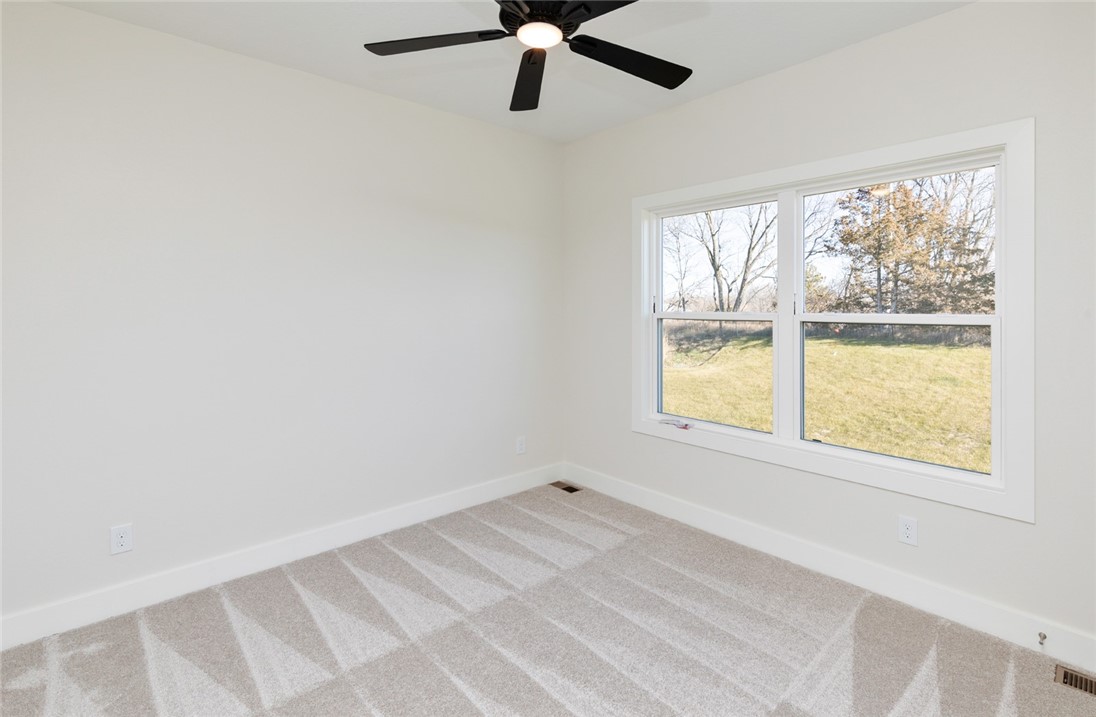 733 17th Avenue, Altoona, Iowa image 16