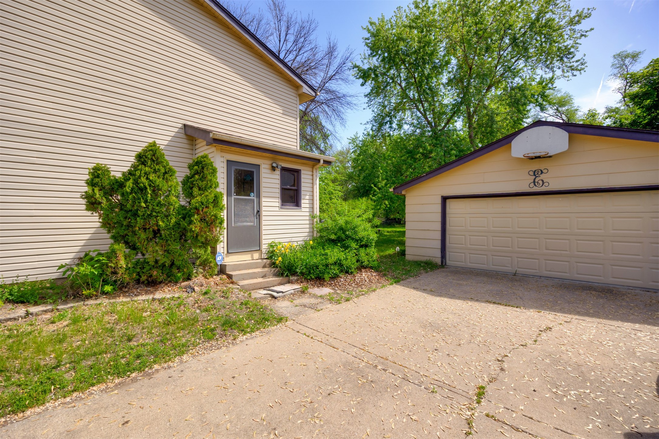 6295 NW 54th Court, Johnston, Iowa image 24