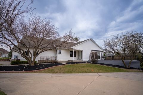 Condo For Sale - 4845 Caldwell Court<br/> Pleasant Hill, IA 50327