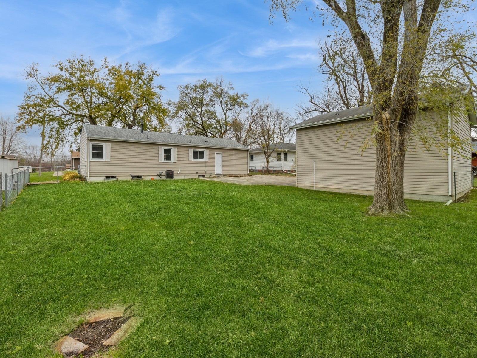 8063 Warren Drive, Des Moines, Iowa image 25