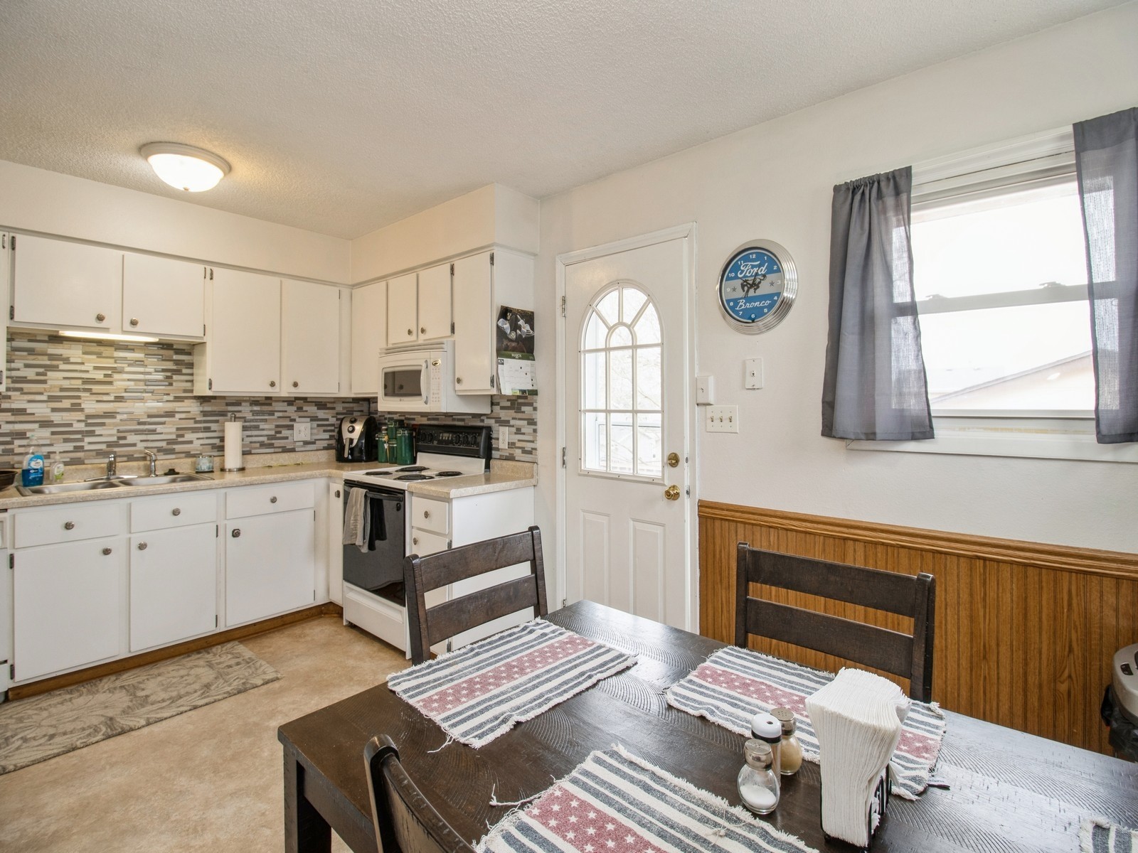 1245 S 5th Street, Carlisle, Iowa image 13