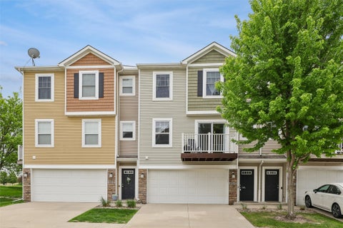 Condo For Sale - 4845 NE Mcdougal Lane<br/> Ankeny, IA 50021