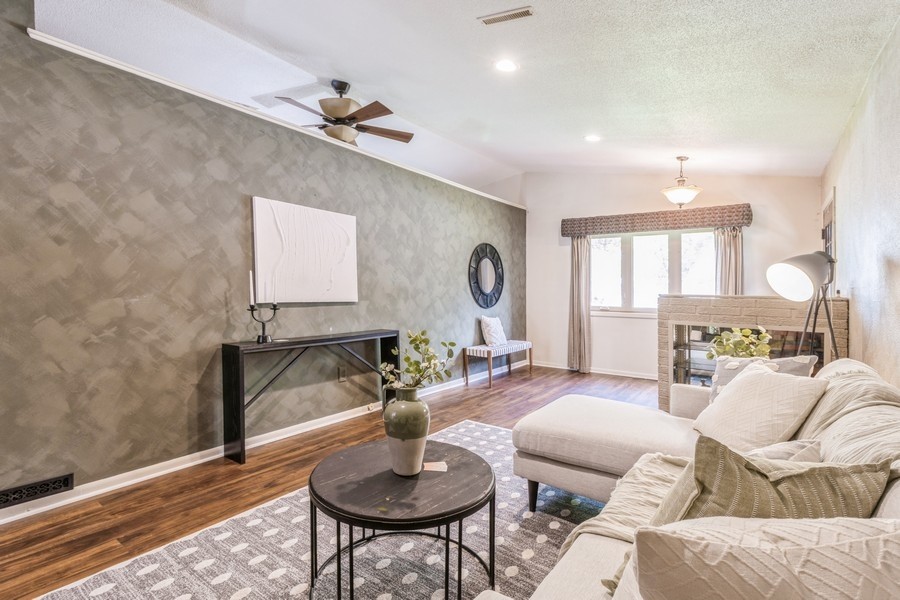 730 Walnut Street, Waukee, Iowa image 2