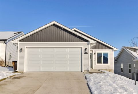 1345 Blazing Star Drive Carlisle IA 50047