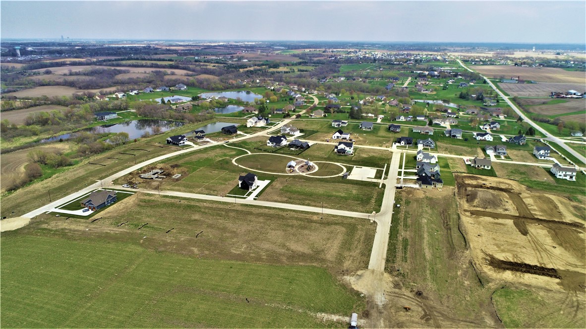 5090 Ella Ivy Court, Van Meter, Iowa image 9