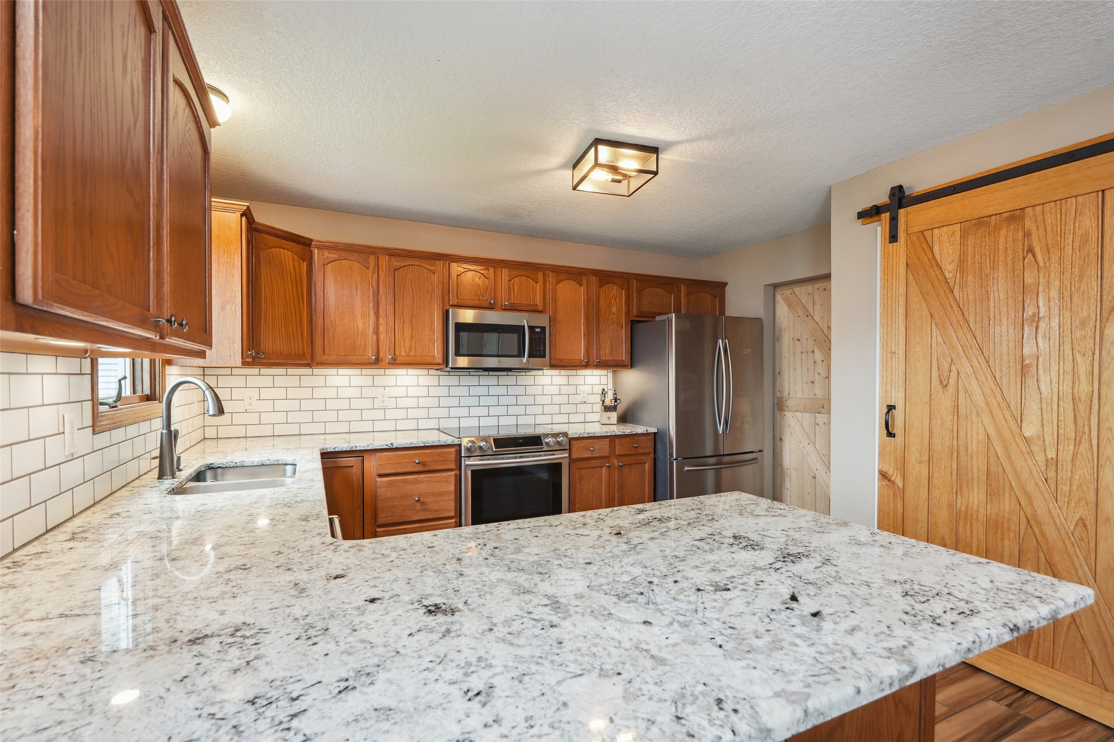 9905 Mcwilliams Drive, Johnston, Iowa image 11