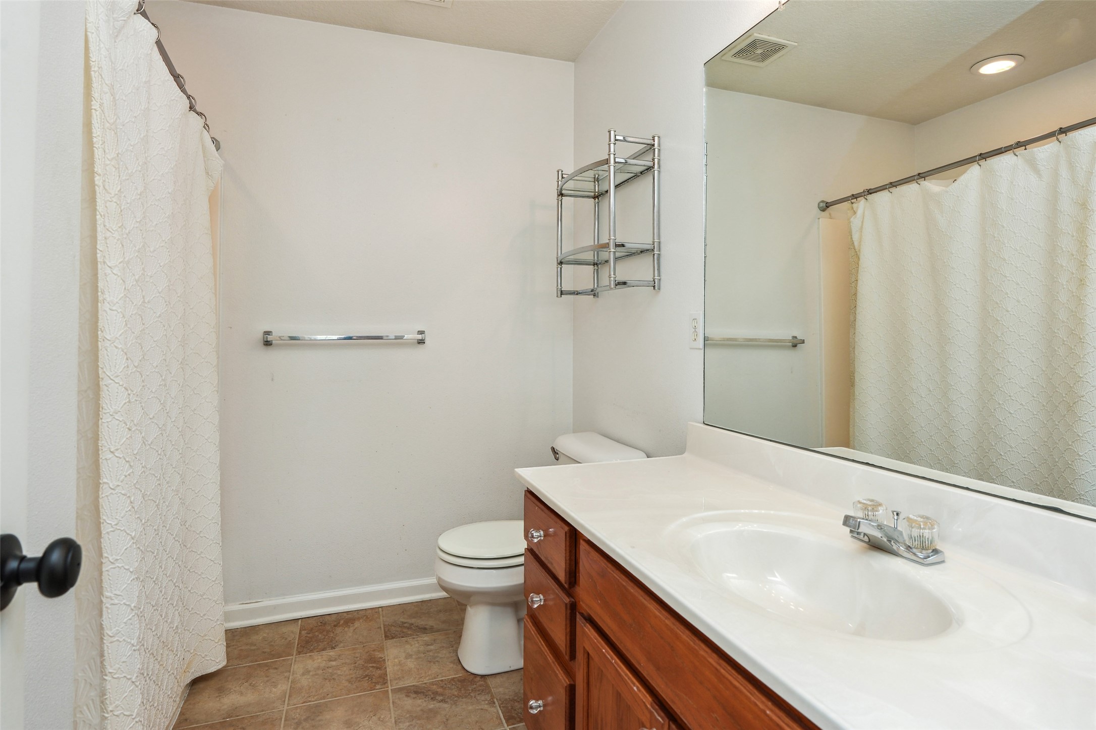 9905 Mcwilliams Drive, Johnston, Iowa image 21