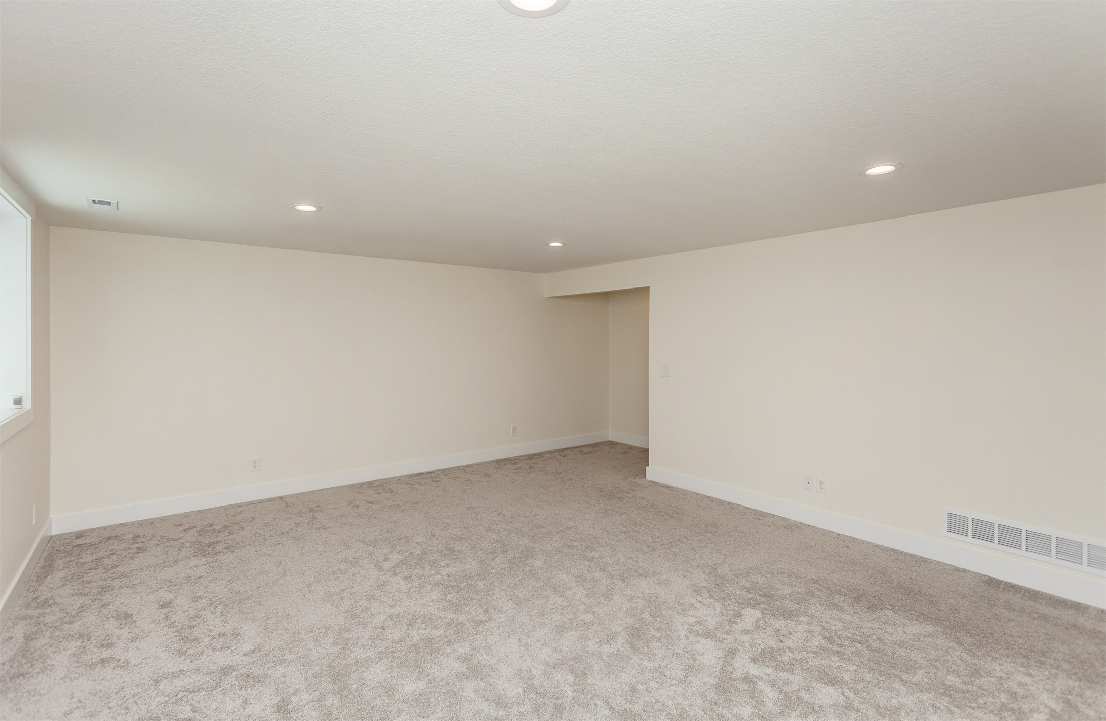 1512 Marina Cove Drive, Polk City, Iowa image 25