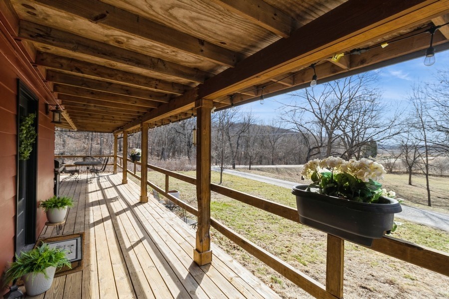 22457 Midland Trail, Minburn, Iowa image 18