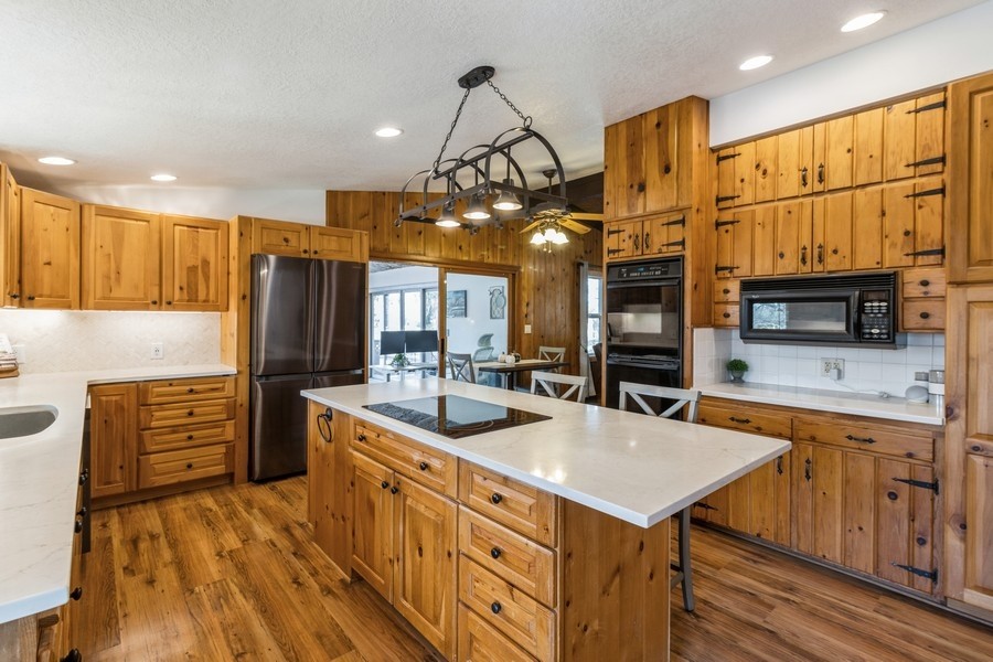 22457 Midland Trail, Minburn, Iowa image 6