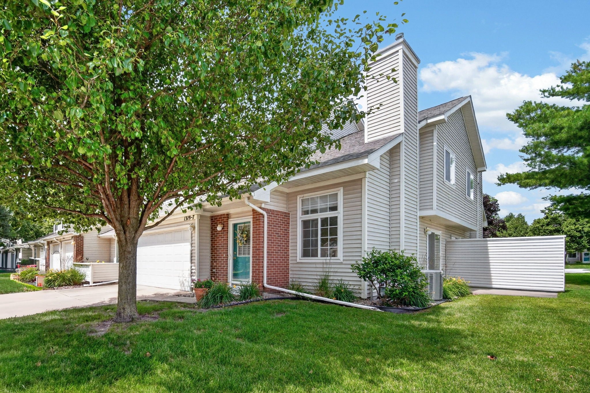 1319 SE Delaware Avenue 7 - Photo 2
