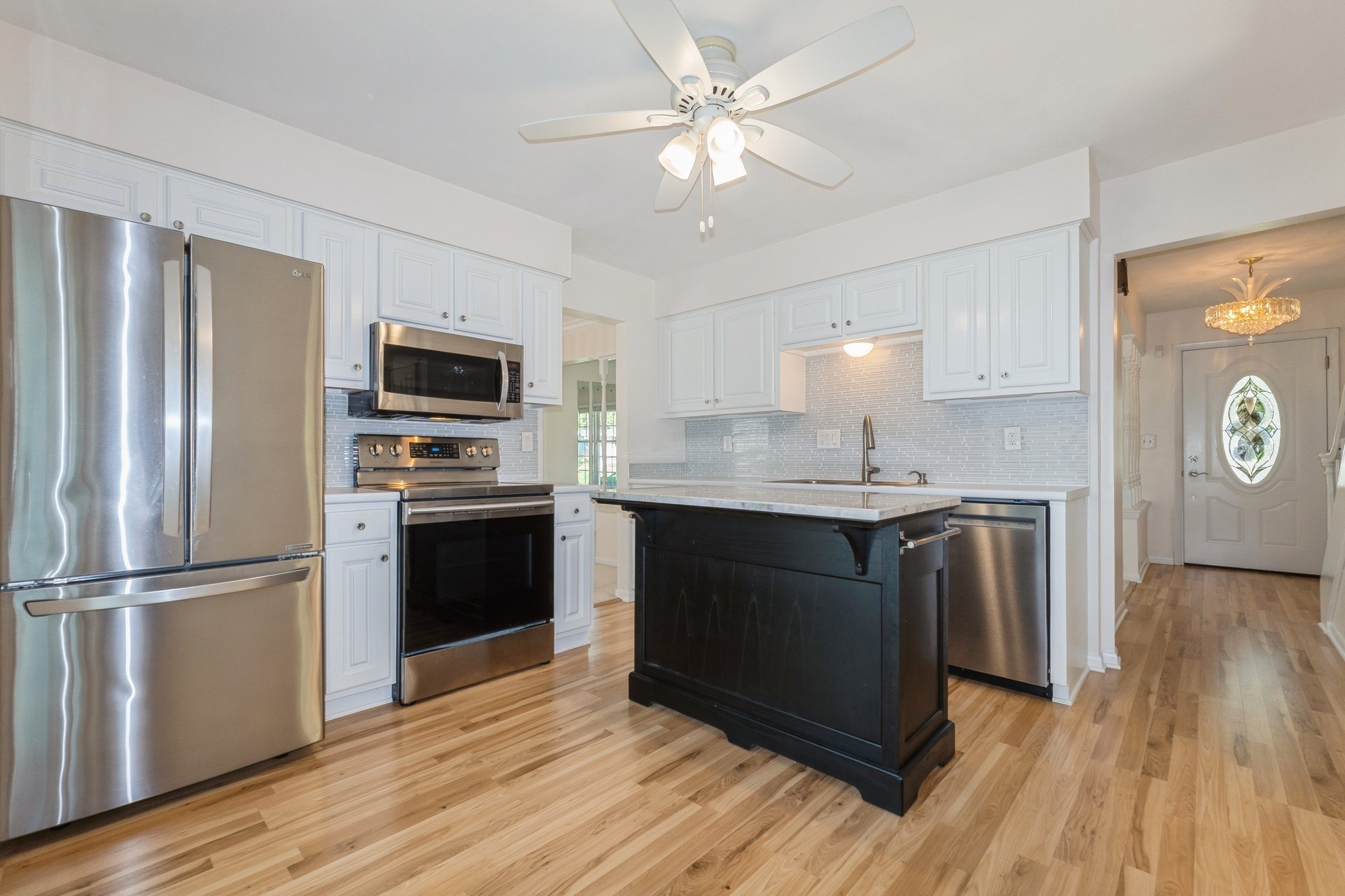 Urbandale, Iowa 50322, United States, 3 Bedrooms Bedrooms, ,2 BathroomsBathrooms,Residential,Active,166758