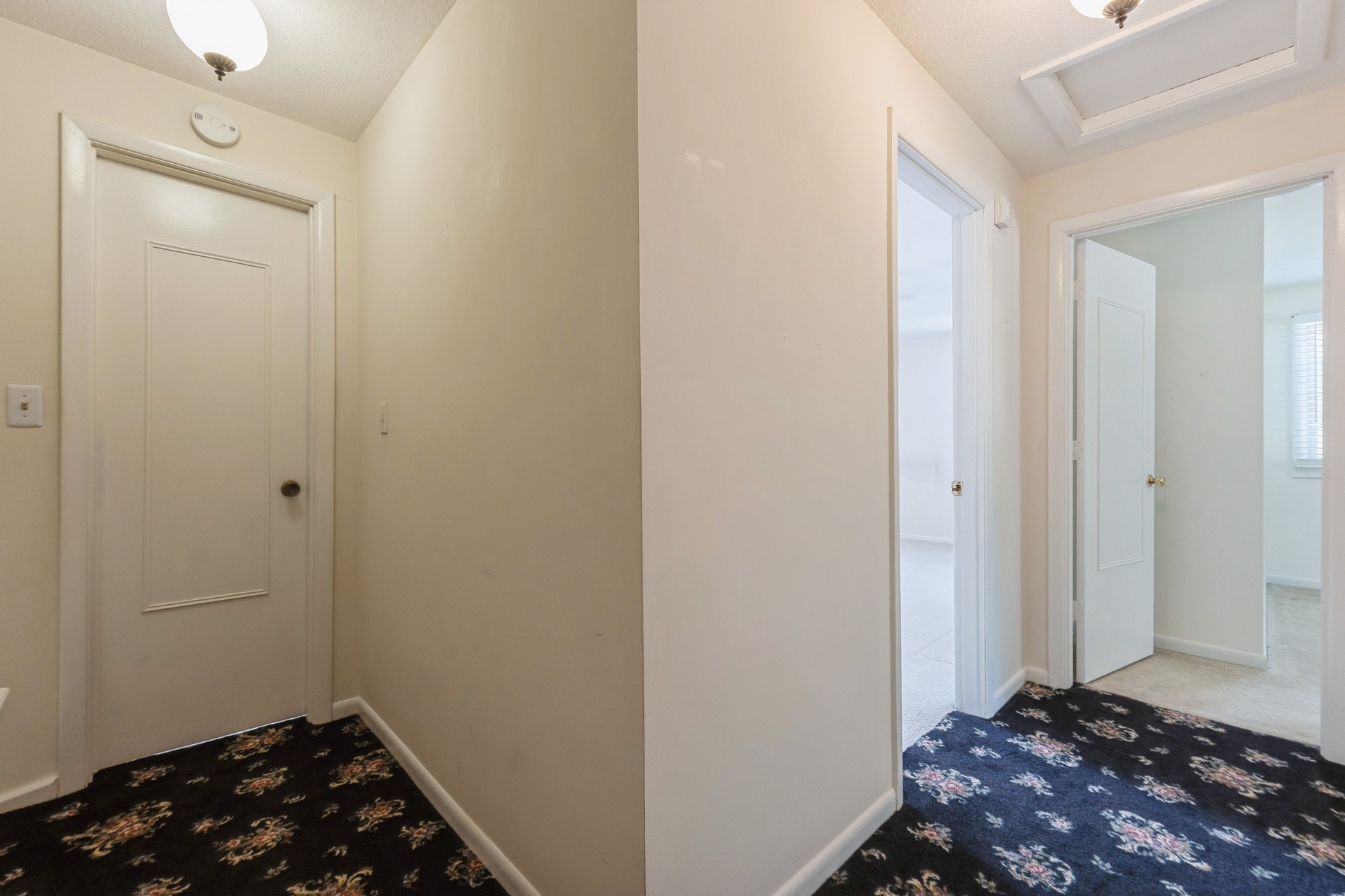 Urbandale, Iowa 50322, United States, 3 Bedrooms Bedrooms, ,2 BathroomsBathrooms,Residential,Active,166758