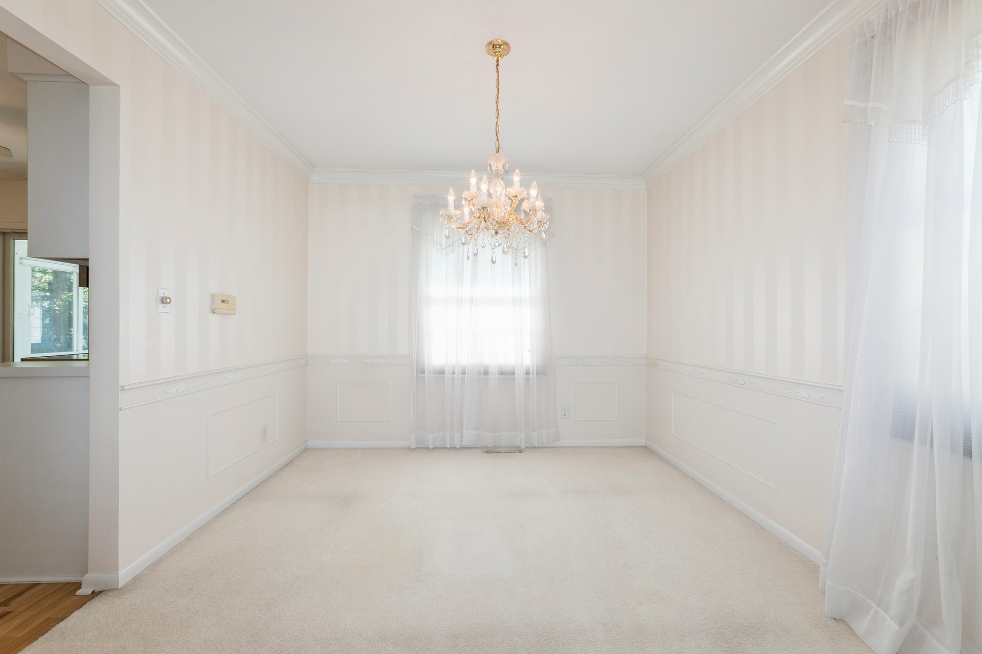 Urbandale, Iowa 50322, United States, 3 Bedrooms Bedrooms, ,2 BathroomsBathrooms,Residential,Active,166758