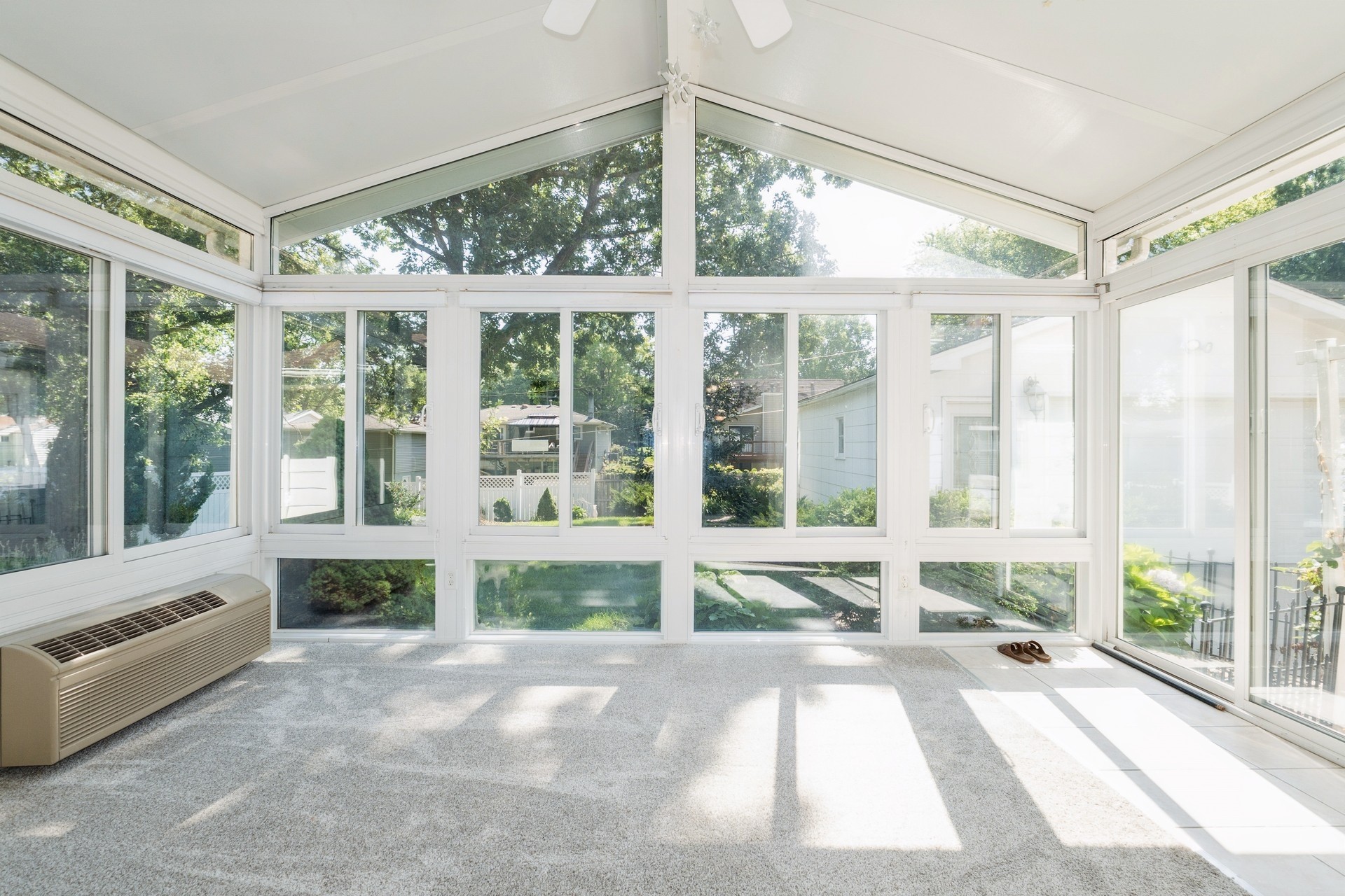 Urbandale, Iowa 50322, United States, 3 Bedrooms Bedrooms, ,2 BathroomsBathrooms,Residential,Active,166758