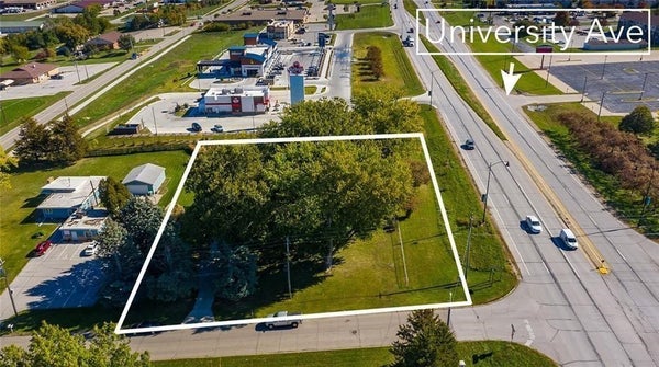 1141 N SHADYVIEW BLVD, PLEASANT HILL, IA 50327 - Image 4e953654e8904e9a4674fa7a30b1a534/296445571