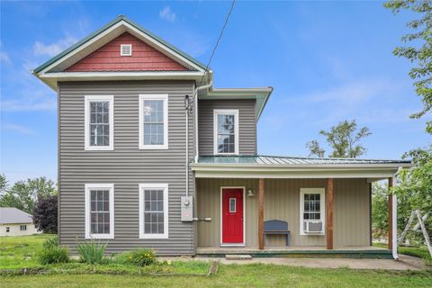 Homes For Sale - 320 E Main Street<br/> Lacona, IA 50139