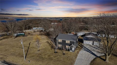 Homes For Sale - 1046 150th Avenue<br/> Marion County, Knoxville, IA 50138