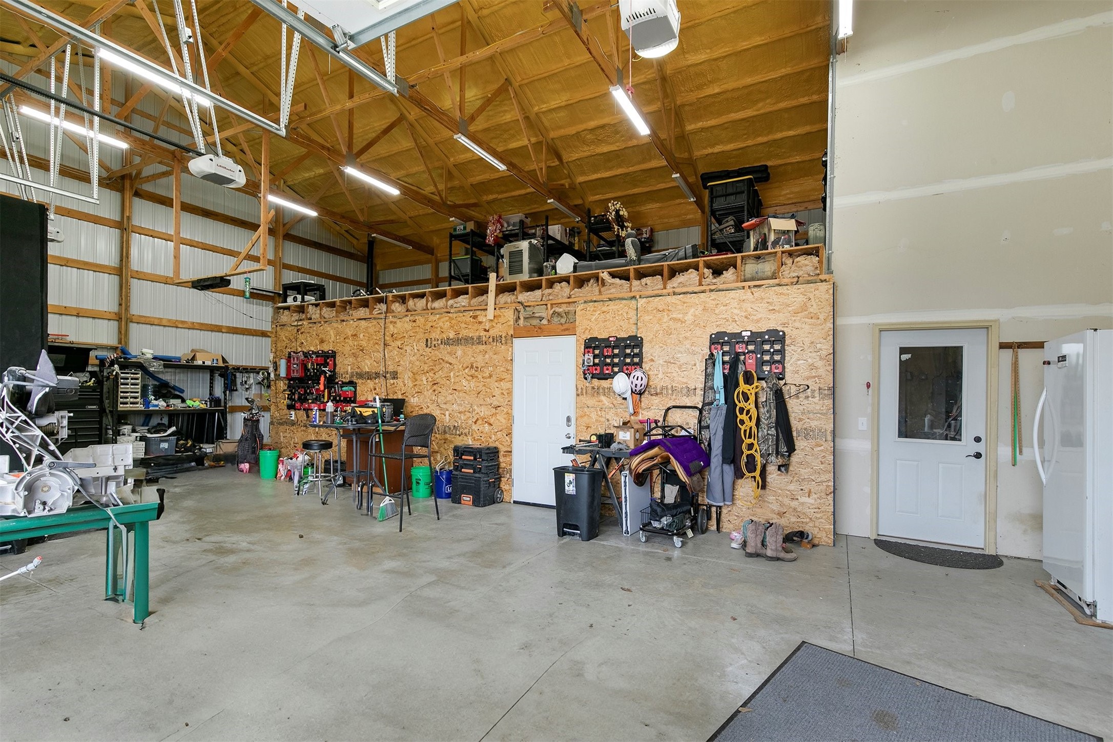 Redfield, Iowa, 50233, United States, 4 Bedrooms Bedrooms, ,3 BathroomsBathrooms,Residential,Active,2029759